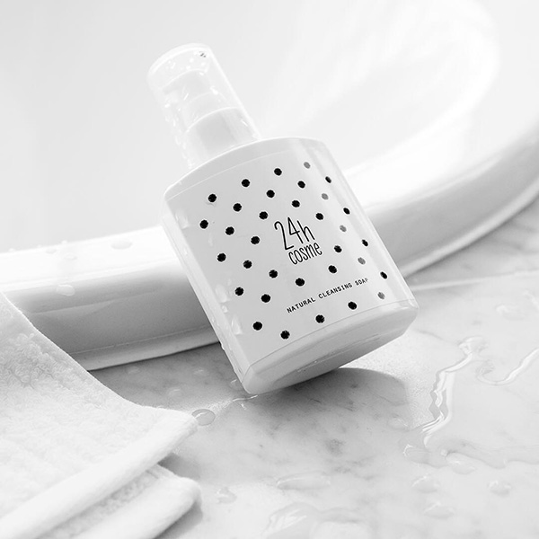 しっかり落ちるのにお肌に乾燥が気にならない◎